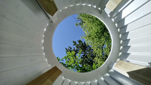 Checkpoint (view inside looking up to the sky)